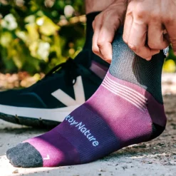 Chaussettes de sport violettes