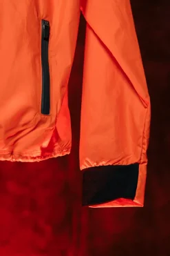 Coupe-vent sport orange