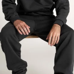 Jogging Baltimore anthracite