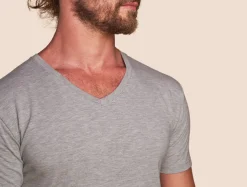 T-shirt col V