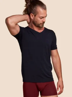 T-shirt col V