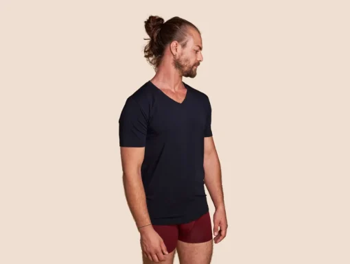 T-shirt col V