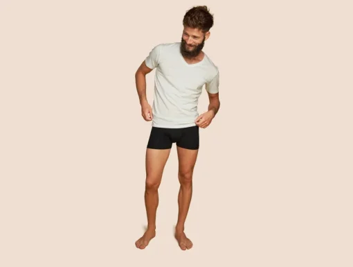 T-shirt col V